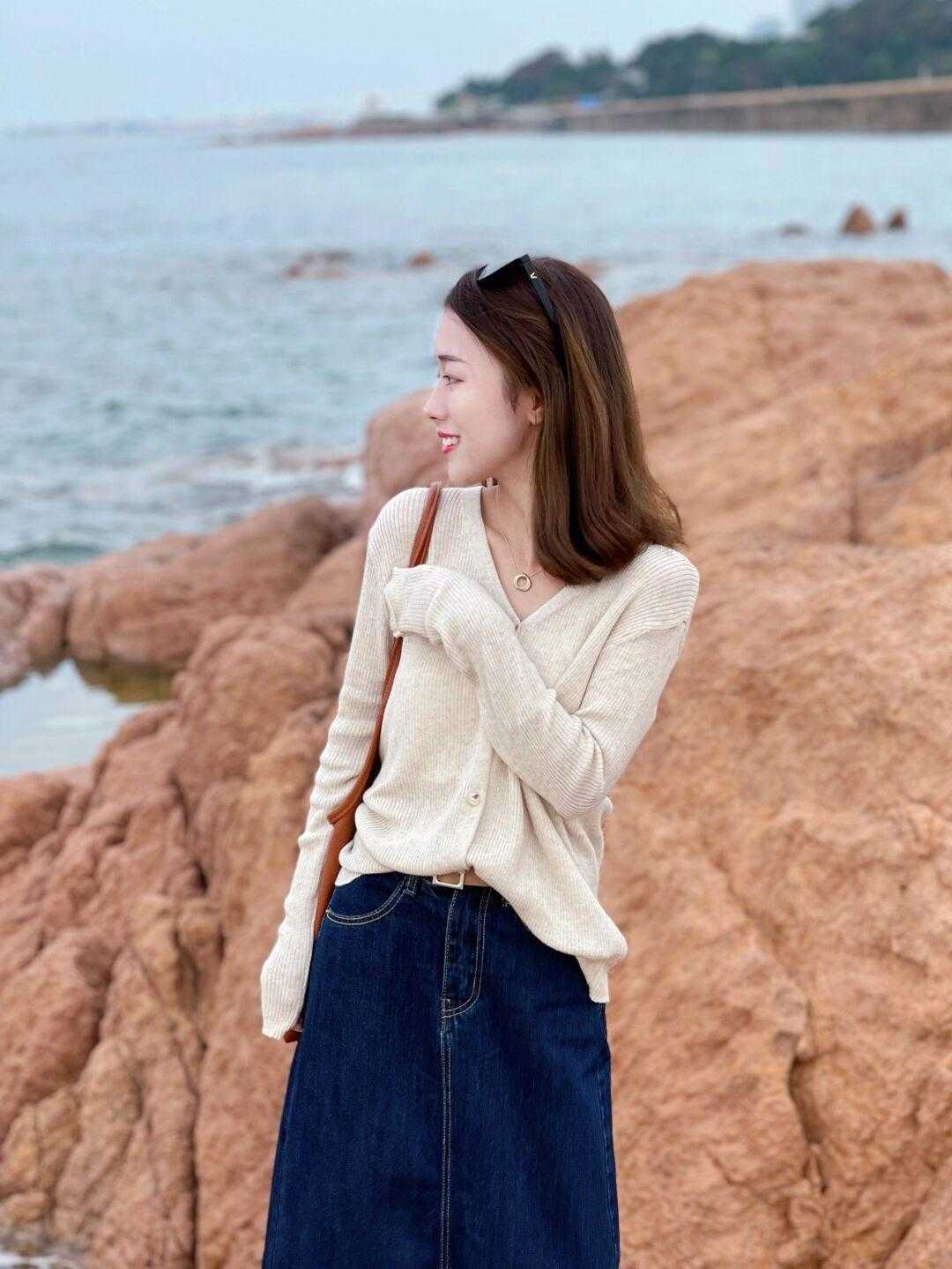 西装|气质女人从不乱穿衣，波点连衣裙搭配西装知性干练，优雅温柔