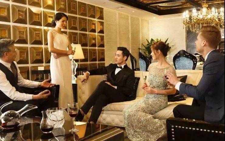 住在山西恒给力 与精英为伍,悦鉴给力生活_高净值人群