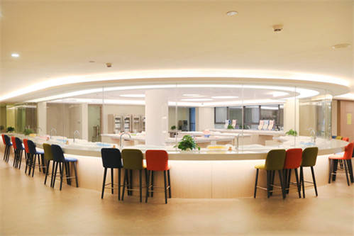 爱帝|月子中心有必要一对一陪护吗？