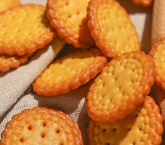 对比|对比一下80后和00后的零食,相差太大了,有你没见过的吗?