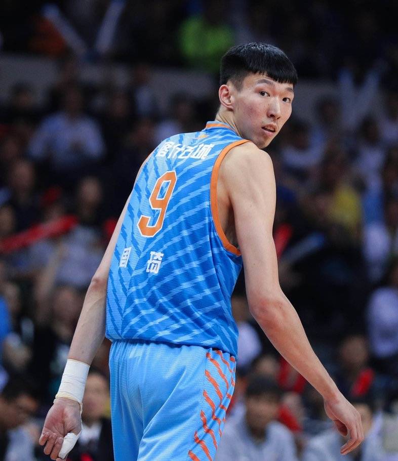 原创cba最新消息周琦与新疆决裂坚决不续约接近加盟上海或辽宁