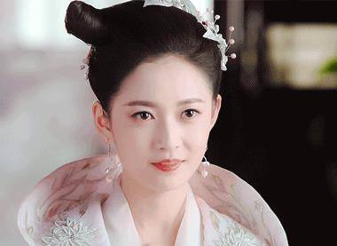 浅色|自带“美瞳”效果的眼睛，我只服这3位女演员！眼神都写满了灵气