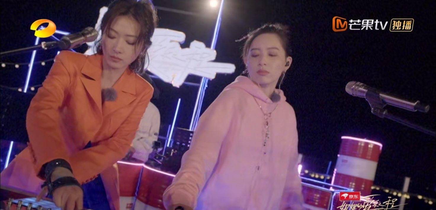 黑色|姐姐私服大盘点：张雨绮又纯又欲，郁可唯少女感十足，宁静太飒了