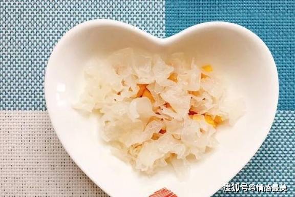 食谱|宝宝咳嗽让人揪心，可以吃这些食材辅助缓解咳嗽