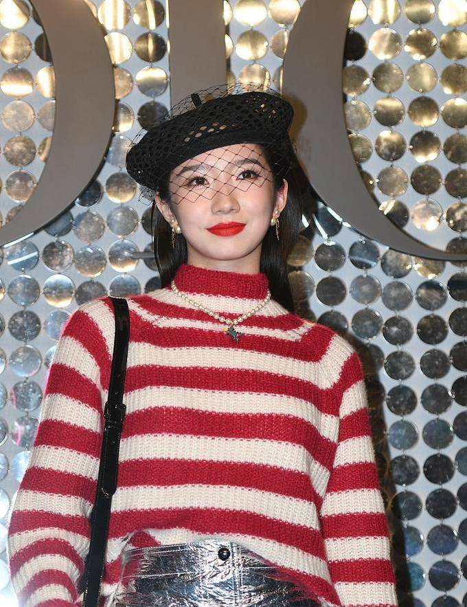 状态|章子怡刘嘉玲同台，景甜奚梦瑶穿黑纱裙比美，王子文和新男友合体