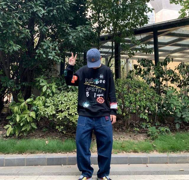 设计|初秋的第一件，必须是牛仔啊！N种万能搭配送给你
