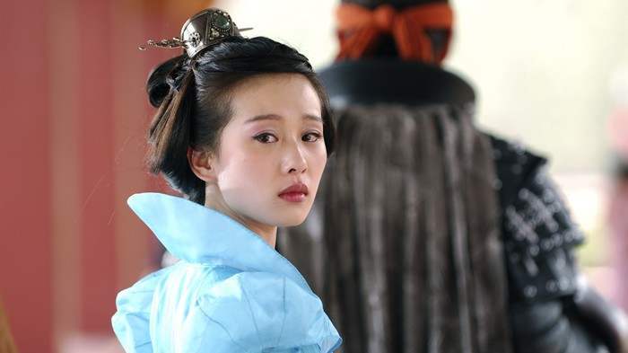蒋勤勤|不是林心如也不是杨幂，她们才是古装扮相的白月光，你喜欢谁？