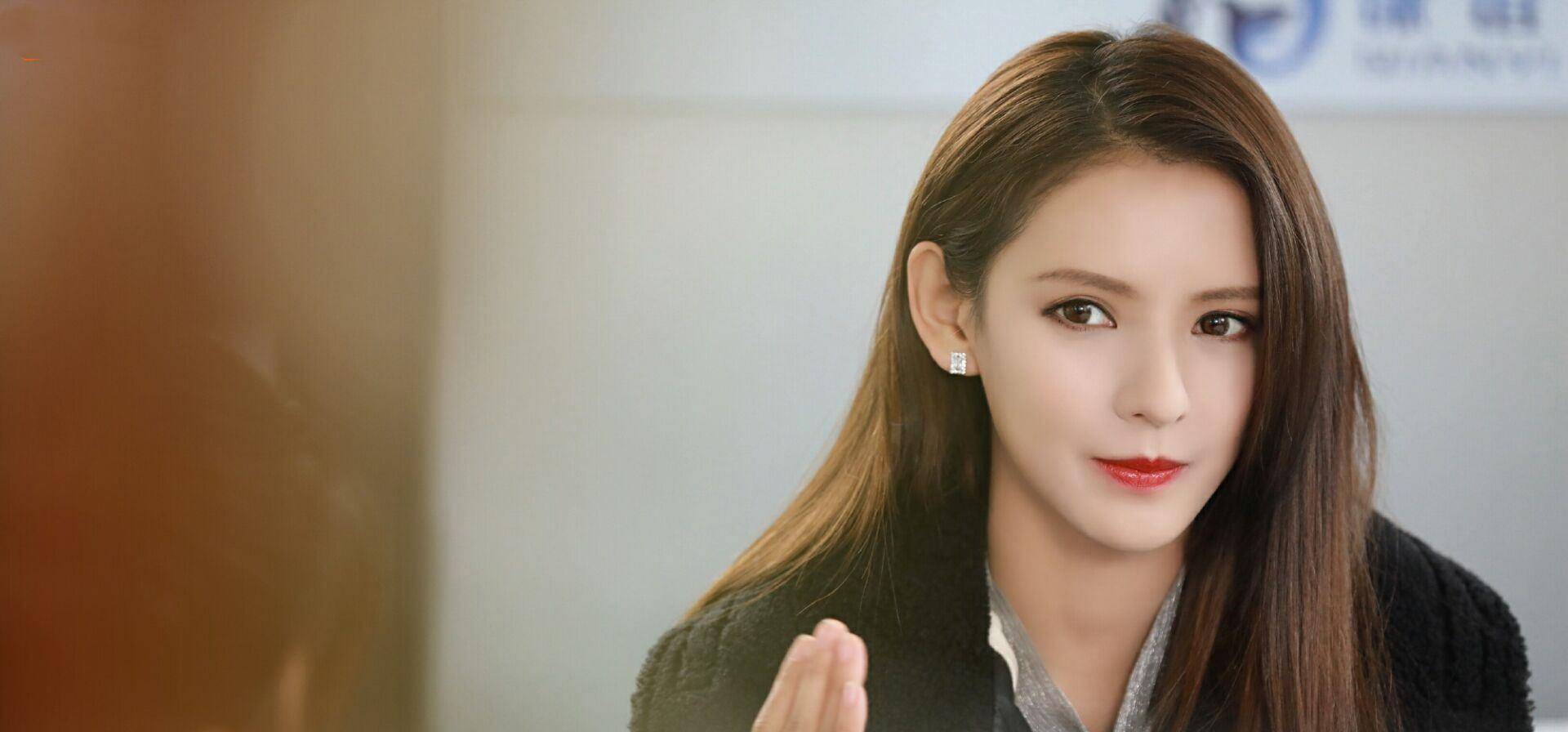 何鞠婧|不只是景甜,半个娱乐圈女星都“秃”了,可为何鞠婧祎一直被骂?