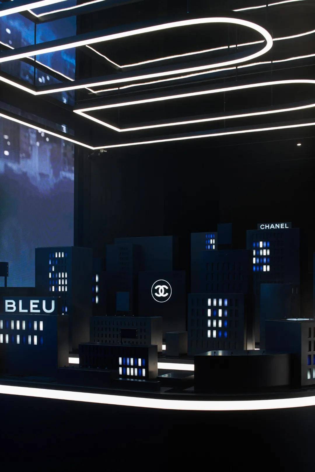 空间|《感知香奈儿》香水展重磅登陆魔都！你准备好共赴这场沉浸式探索之旅了吗？