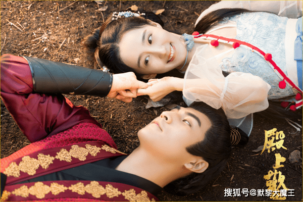 颜甜|腾讯爱奇艺又“撞档”!新剧仅隔两天上线,都是高颜甜宠难抉择