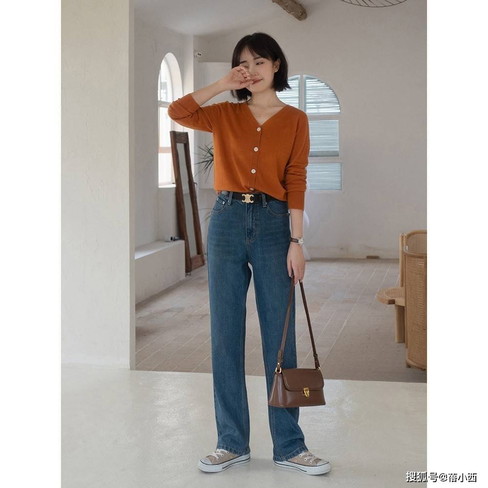 chic|chic!简约!百搭!真正有品位的女人,早秋衣橱里必备“针织衫”