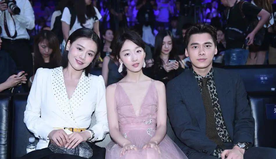 调整|别盯着纯欲风了！她快40岁已三次变脸美艳女，这美商进来学！