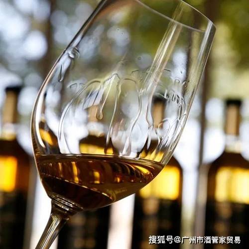 美国|为什么我们把葡萄酒称为红酒？