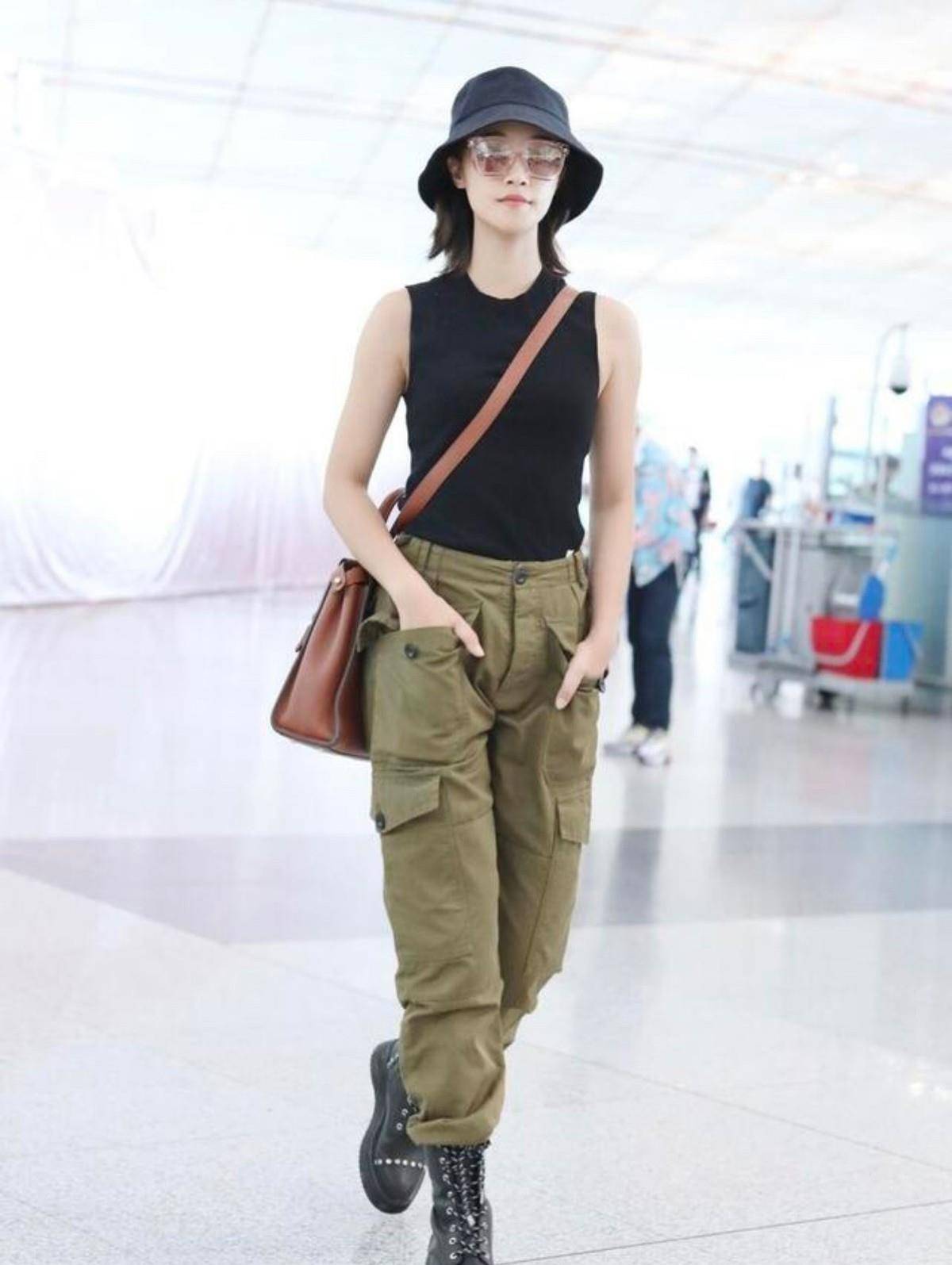 整体|还在穿阔腿裤吗？春季必备的四条裤子，惊艳又显瘦！