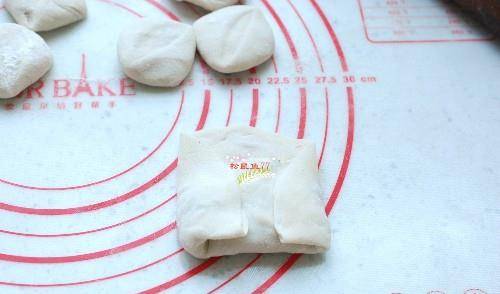 煎饼|孩子早餐不吃饭，就做这个，薄皮大馅，好吃营养，5分钟一大锅