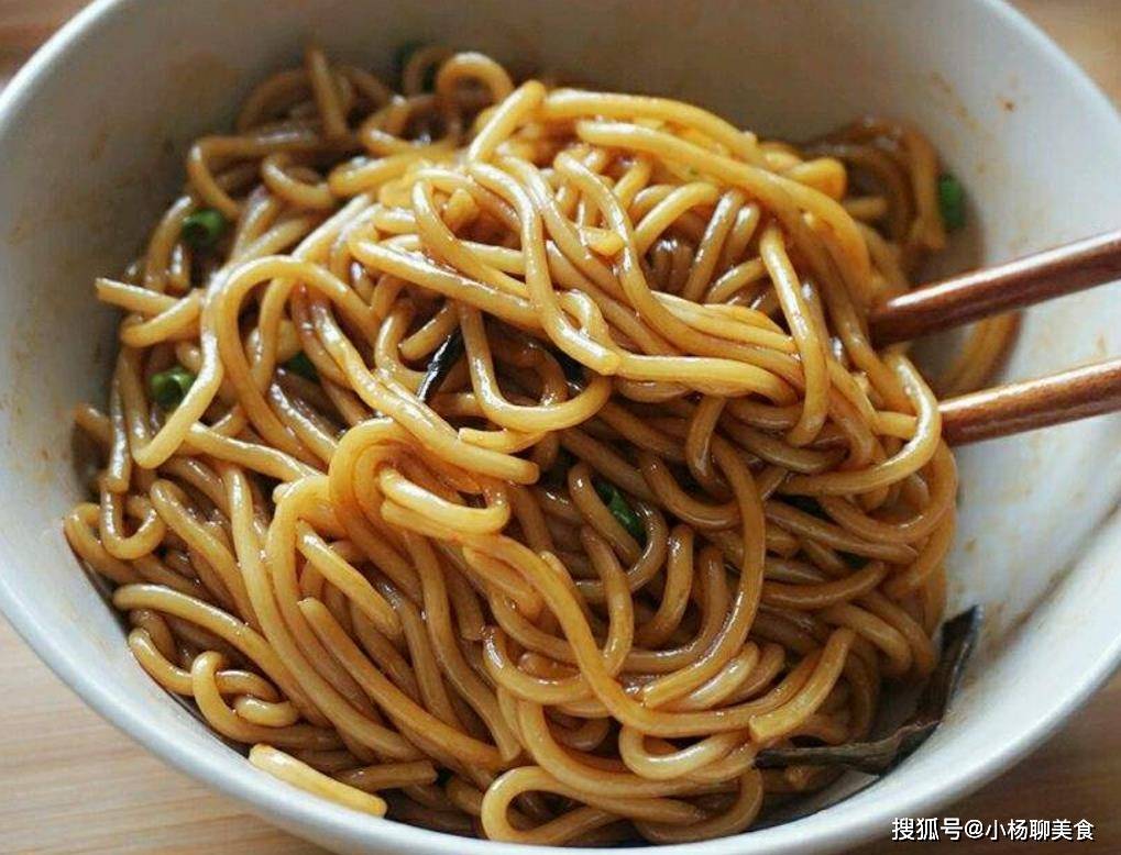 做法|早餐我家常吃它,10分钟搞定,香味扑鼻,一口气吃光一大碗