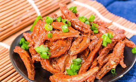 名字|名字带有“鱼”字的4种零食，鱿鱼酥上榜，吃过4种的赌10袋辣条