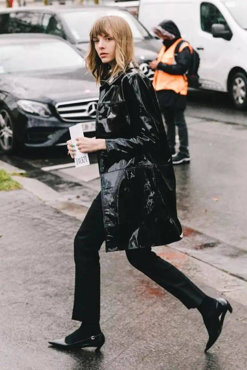 短袜|别再露脚踝了!今年秋天“露袜”才是真时髦!