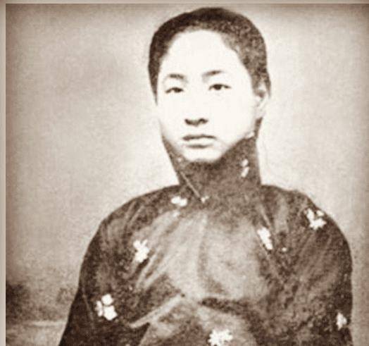 单眼皮|为什么古代女人都以单眼皮为美？难道单眼皮真的比双眼皮漂亮吗？