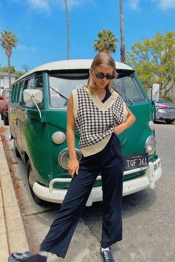 黑色|今年的乐福鞋,配双袜子才时髦