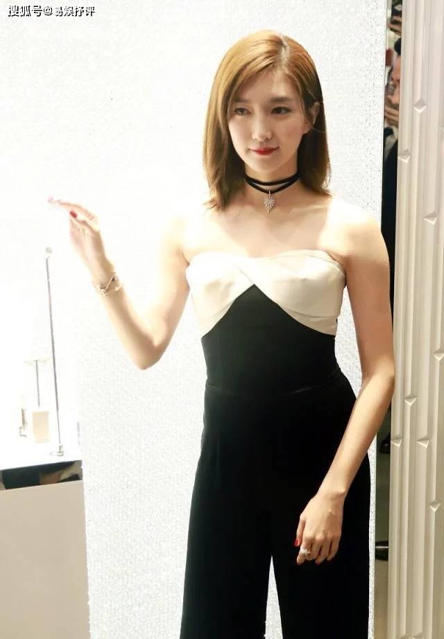 江疏影|34岁的江疏影优雅大方、风韵十足,性感又迷人,连妆容都是霸气的美感!