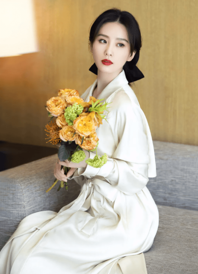 设计|刘诗诗：知性温柔，大家闺秀的气质，美丽动人