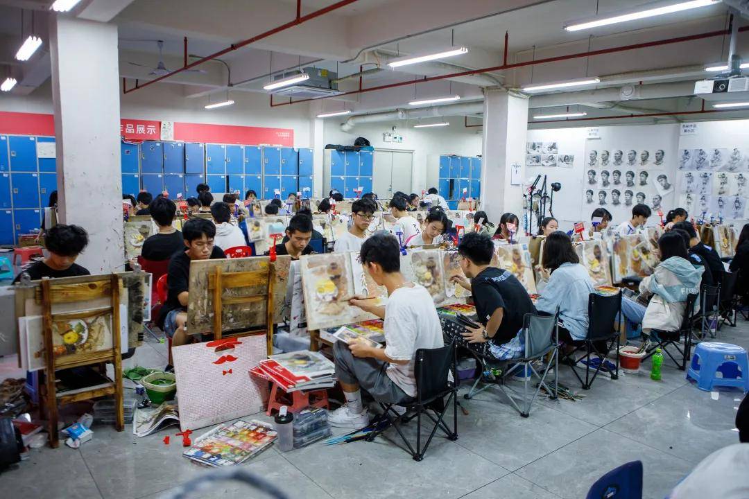 美术生!你们月考考得怎样?_考试