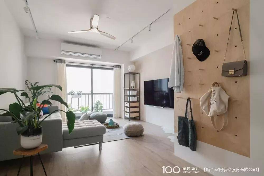 客厅|100㎡老屋翻新，全屋宜家家具，双洞洞板墙面真香！