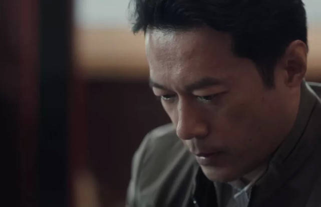 《扫黑风暴》阴险的配角,半路出家做演员,混得风生水起却仍单身