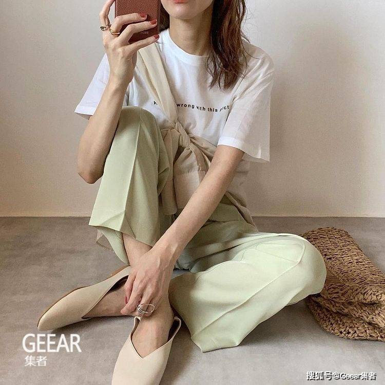 层次感|风靡日本年轻男女的“斜挂衬衫”穿搭法究竟有何魅力？