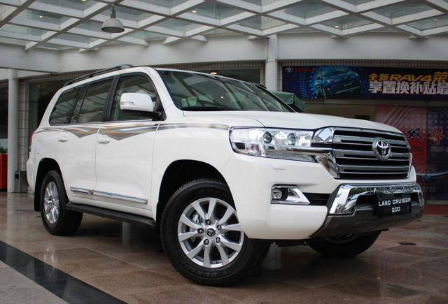 丰田兰德酷路泽图片高清图 02ae0180d09e4471972805e139c96ebd.jpeg