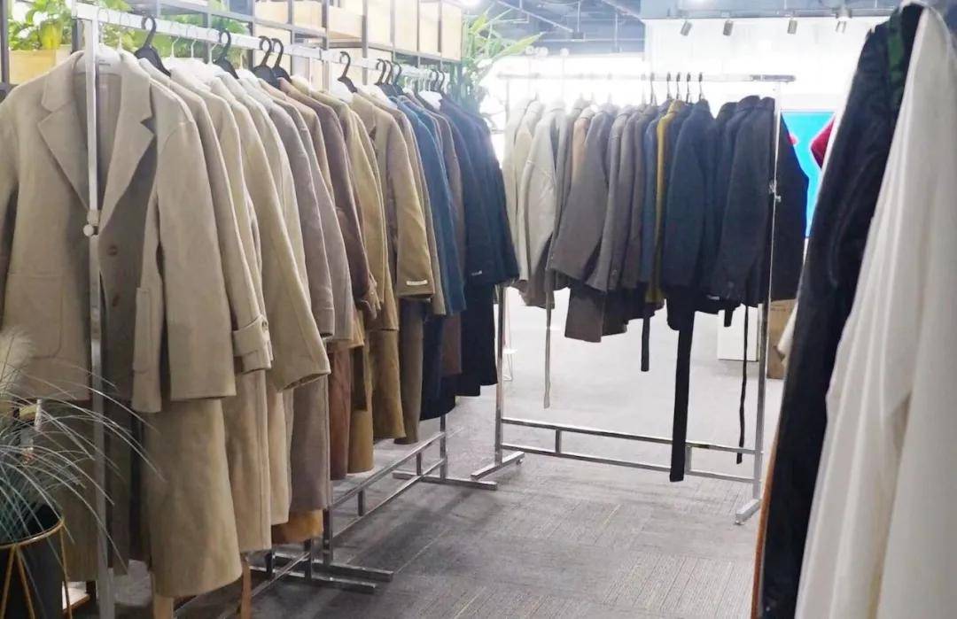 one|2021秋冬设计货品对接会正在进行中...