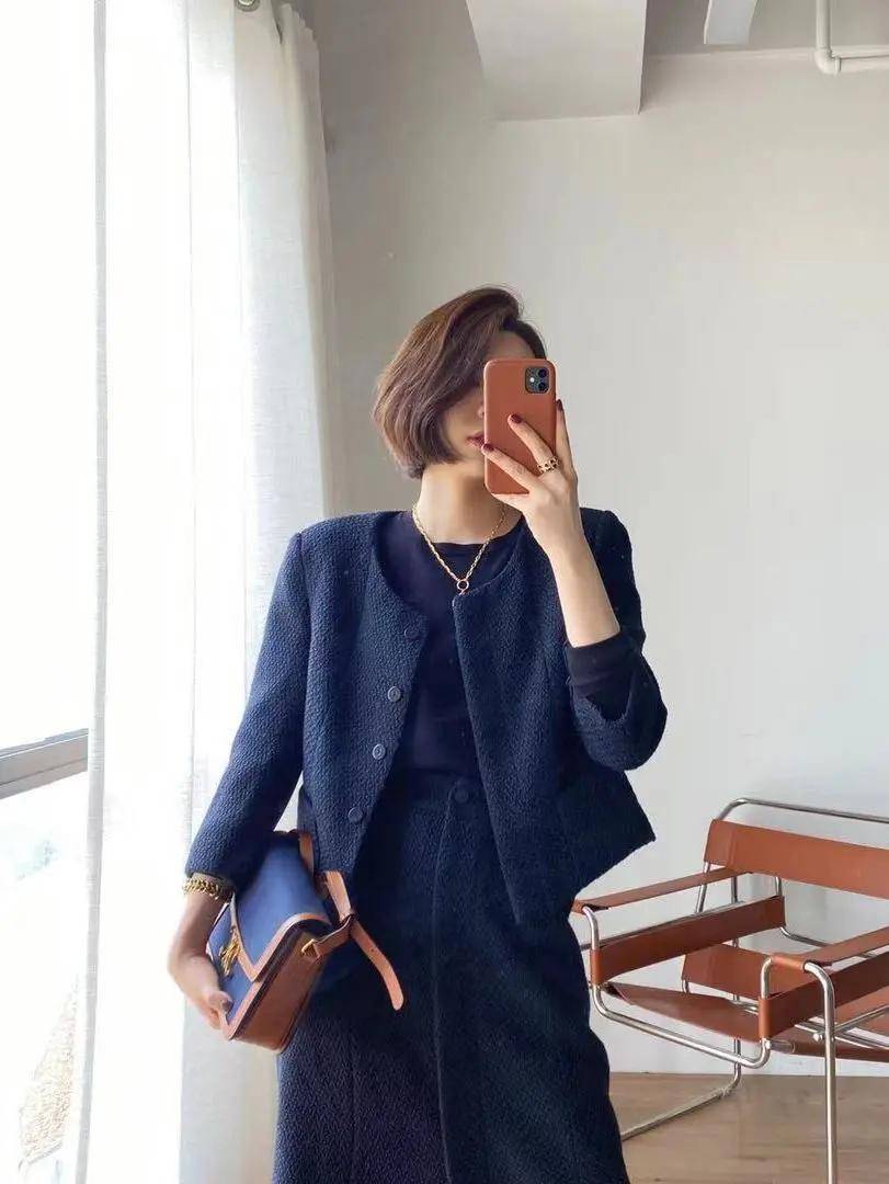 棕色|入卡 素人变女神,试试这7套绝美秋装!