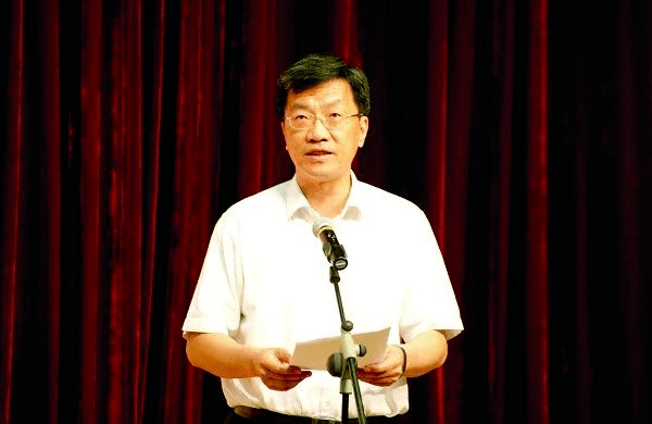 教育部新部长怀进鹏艺术与科学相辅相成应共同发展