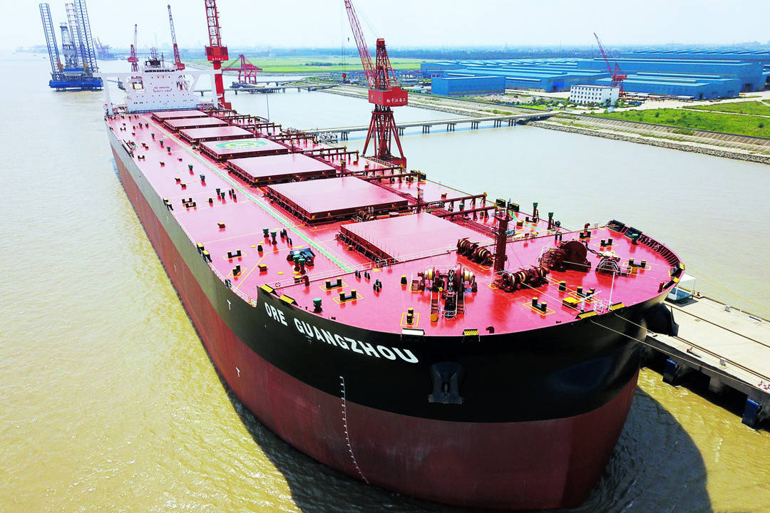 世界上最大的船图片 c003df3275554eb687cb3c6a3be05e6b.jpeg