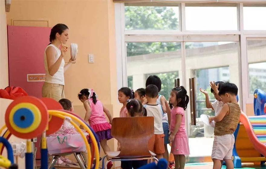 因为|孩子幼儿园如何选？公立还是私立好？看看过来人如何说