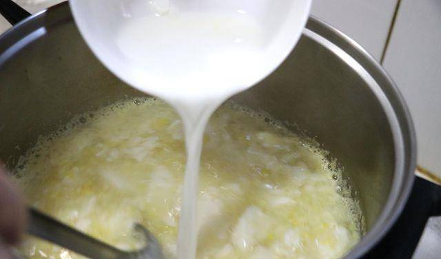 做法|吃了30年豆腐,这种做法还是第一次见,不油不腻,简单又好吃