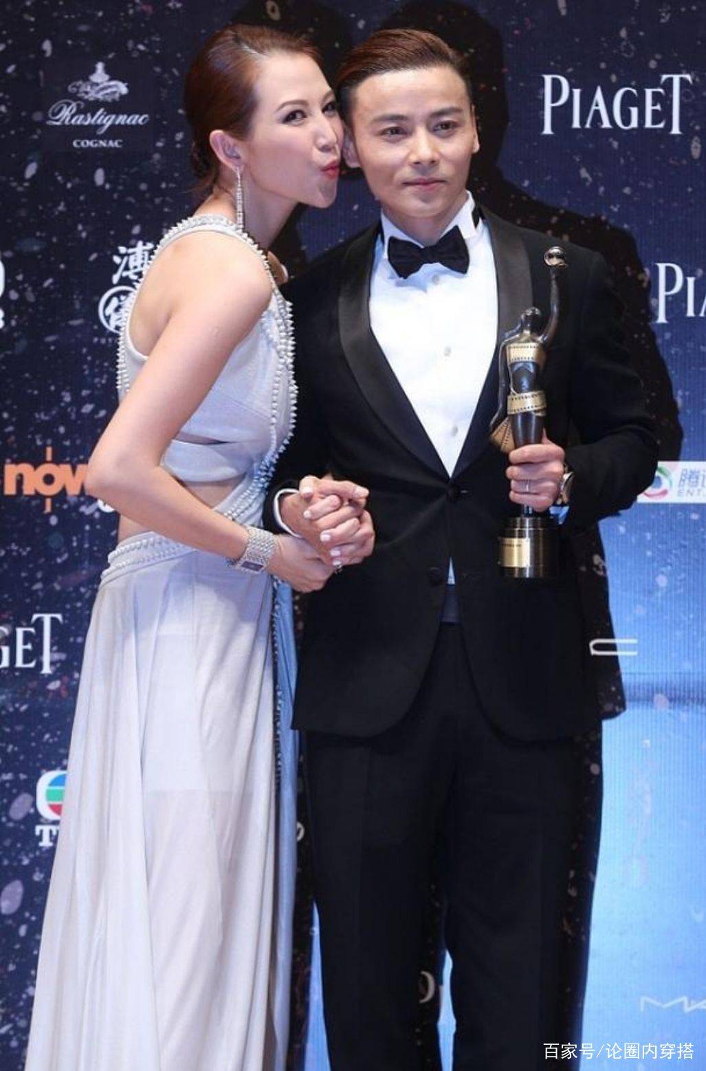 蔡少芬|蔡少芬身材绝了,走红毯穿无袖礼服亮相,大秀美腿与姣好身材