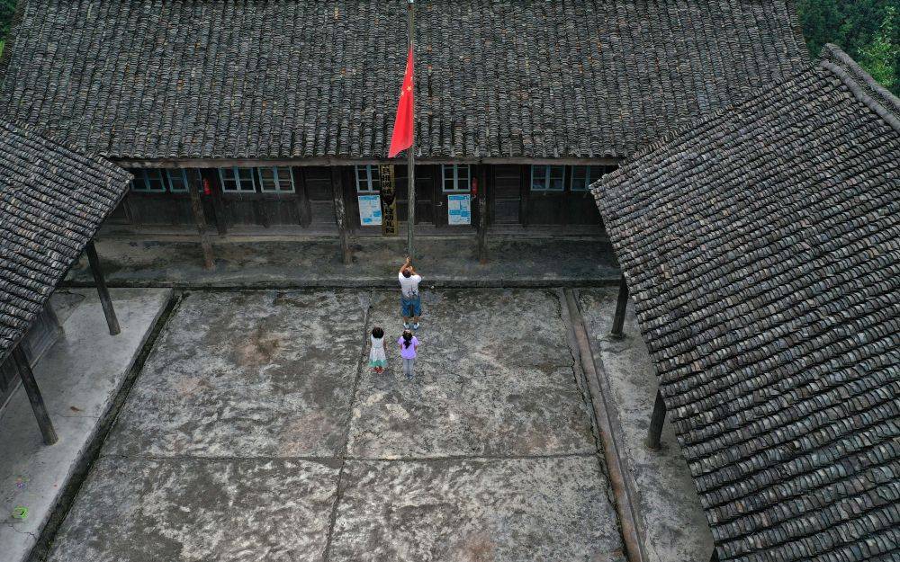 新生|贵州：大山“微小学”开学了