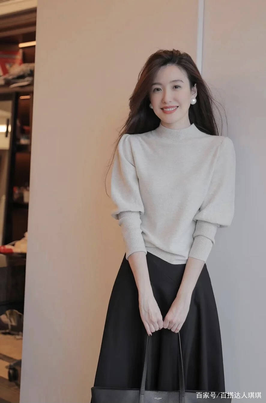 颜色|气质深深，小个子的秋冬季温暖叠穿搭配