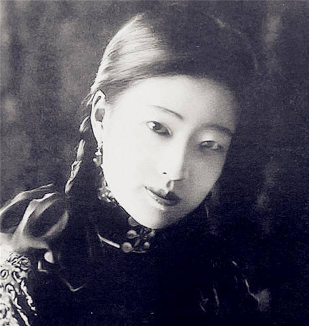 原创虎毒尚且不食子溥仪为何要杀婉容的孩子这其中有何隐情