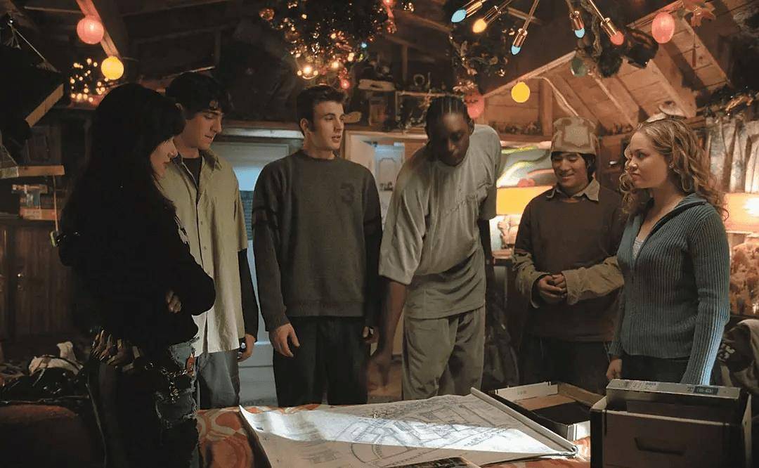 克里斯·埃文斯|“黑寡妇”与美队将迎来第10次合作，CP值爆棚，14年之后再演情侣