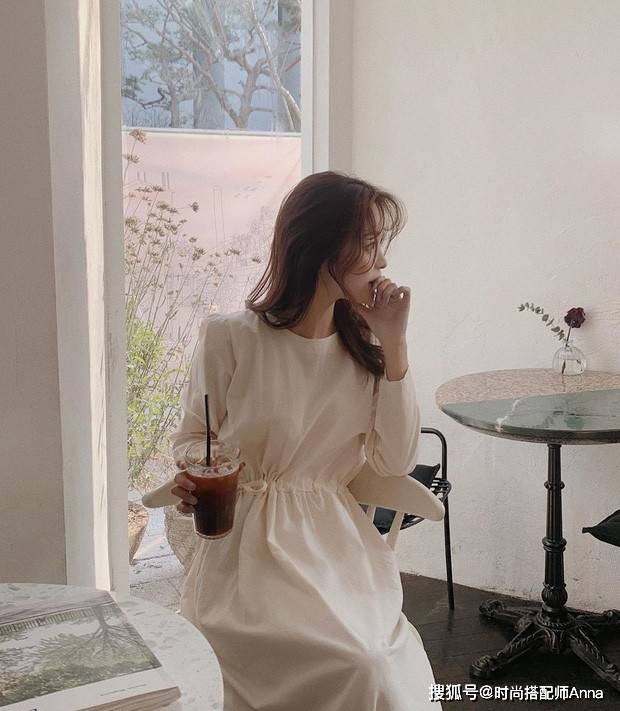 身材|5个初秋穿衣tips,瞬间提升气质,让你的日常穿搭既漂亮又时尚