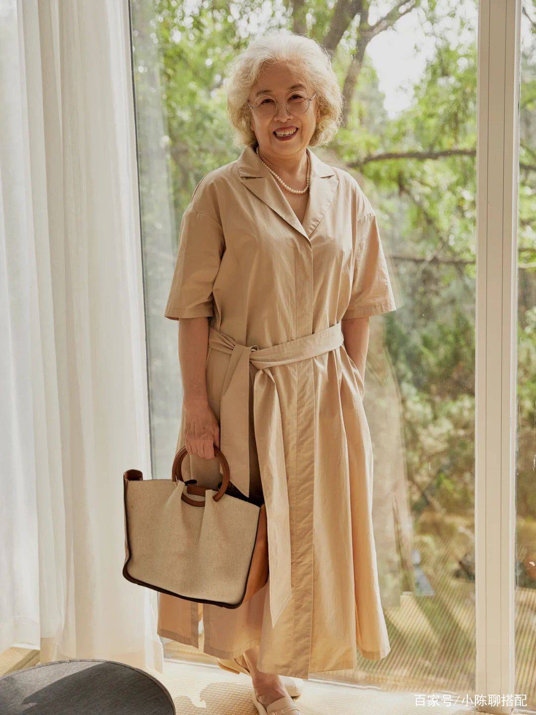 下装|懂穿的女人不显老！百用不厌的“焦点穿搭”，学会才更优雅气质