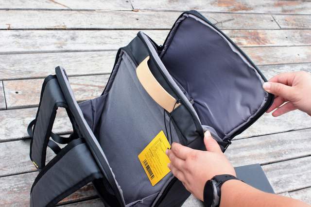 真皮|地平线8号“零感”背包,“零感”是噱头还是真材实料?