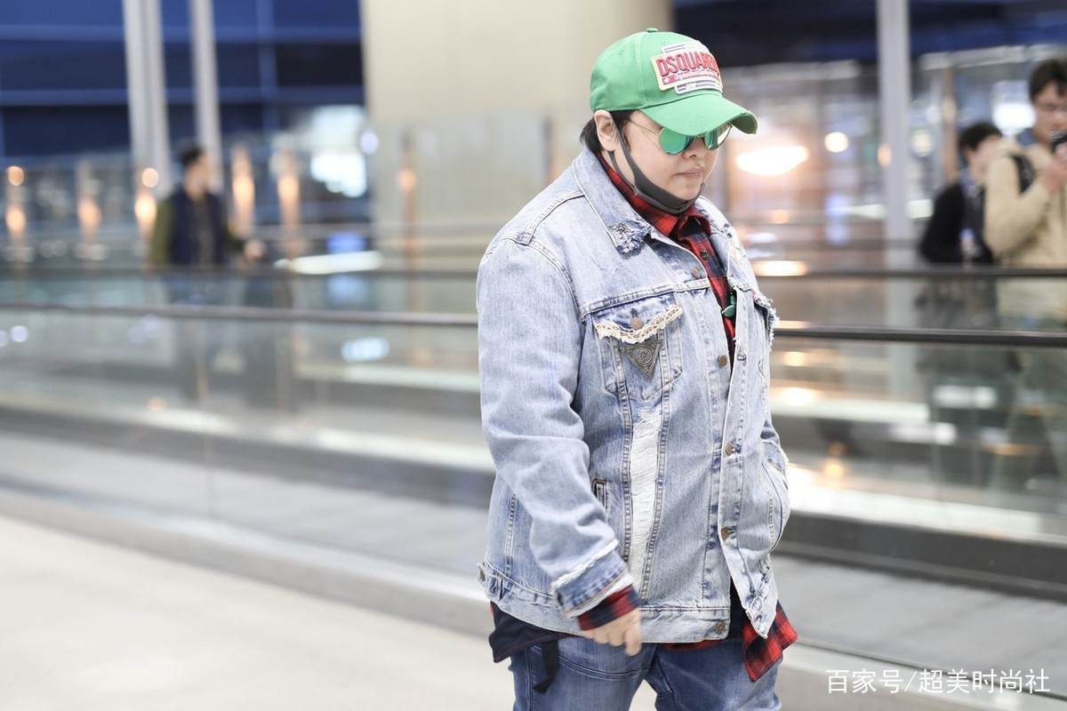 效果|韩红发文庆首专发行23年，机场穿搭被赞太潮流，大码也有时尚感