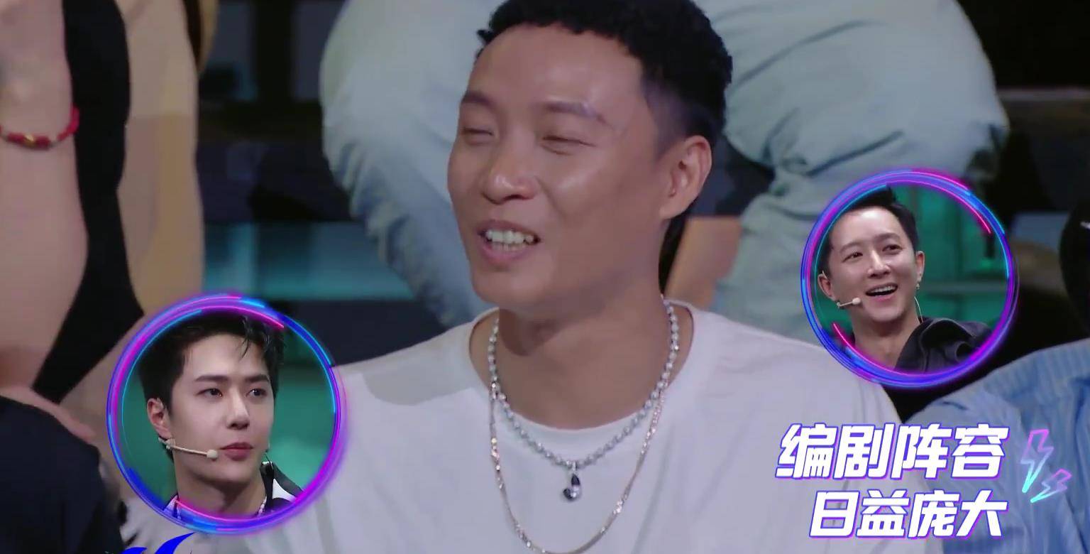 角色|王一博:相比“编剧”角色,他街4中表现出的是极好的主持功底