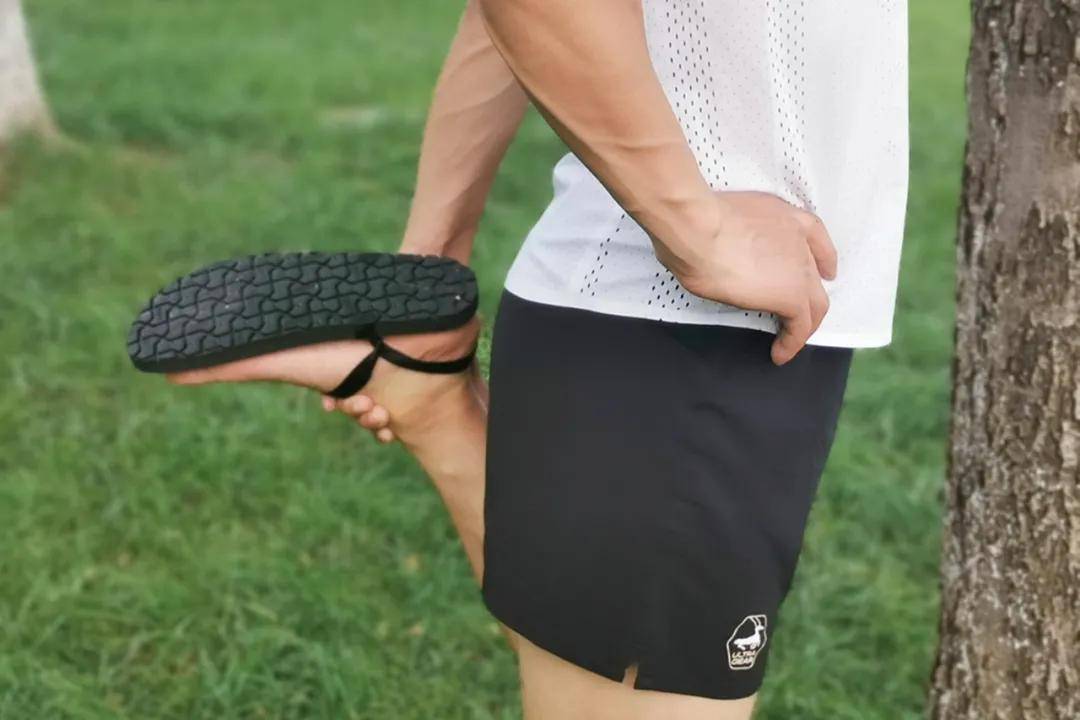 鞋子|一双鞋承包整个夏天，看看UG 3Way Sandals怎么玩