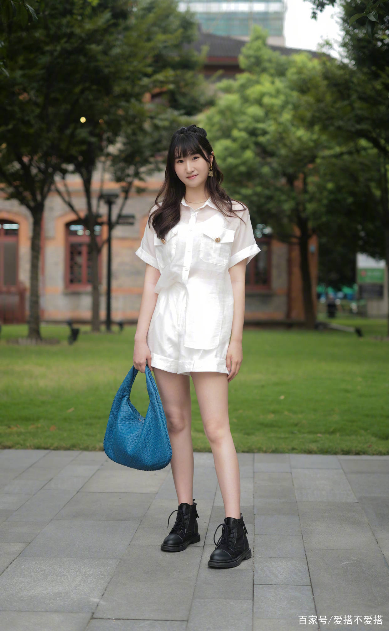 显高|今夏，“衬衫”更时髦打开方式：搭配这“5条裤子”，洋气又显高