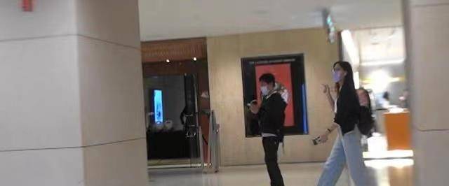 梁天王|刘嘉玲生活高调奢侈，梁朝伟低调俭朴，夫妻两人太互补